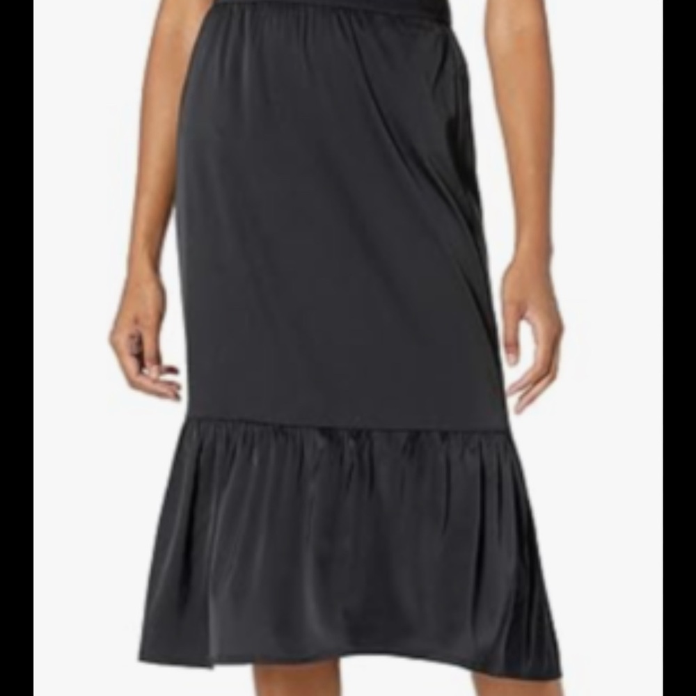 Chic Black Satin Midi Skirt